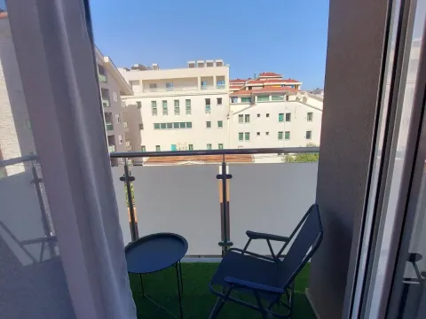 Izdavanje, dvosoban stan, 70m², Ljubović, Podgorica - image 4