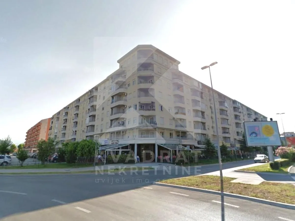 Izdavanje, jednosoban stan, 38m², Stari Aerodrom, Podgorica