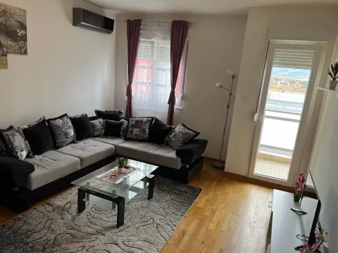 Prodaja, dvosoban stan, 64m², City Kvart, Podgorica - image 10