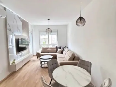 Prodaja, jednosoban stan, 45m², Zabjelo, Podgorica