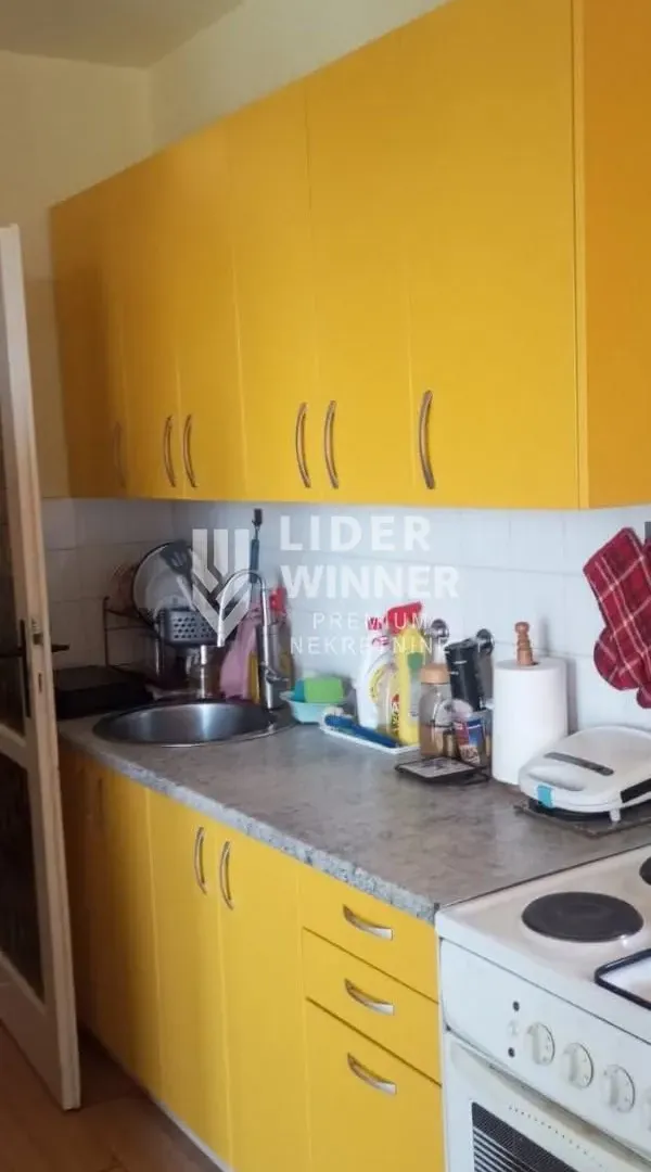 Sale, two bedroom apartment, 64m², Novi Beograd Blok 62, Novi Beograd Sve Podlokacije