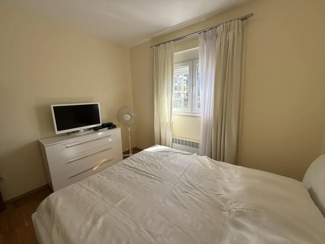 Sale, two bedroom apartment, 69m², Bečići, Budva
