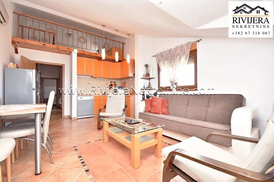 Prodaja, trosoban stan, 83m², Bijela, Herceg Novi