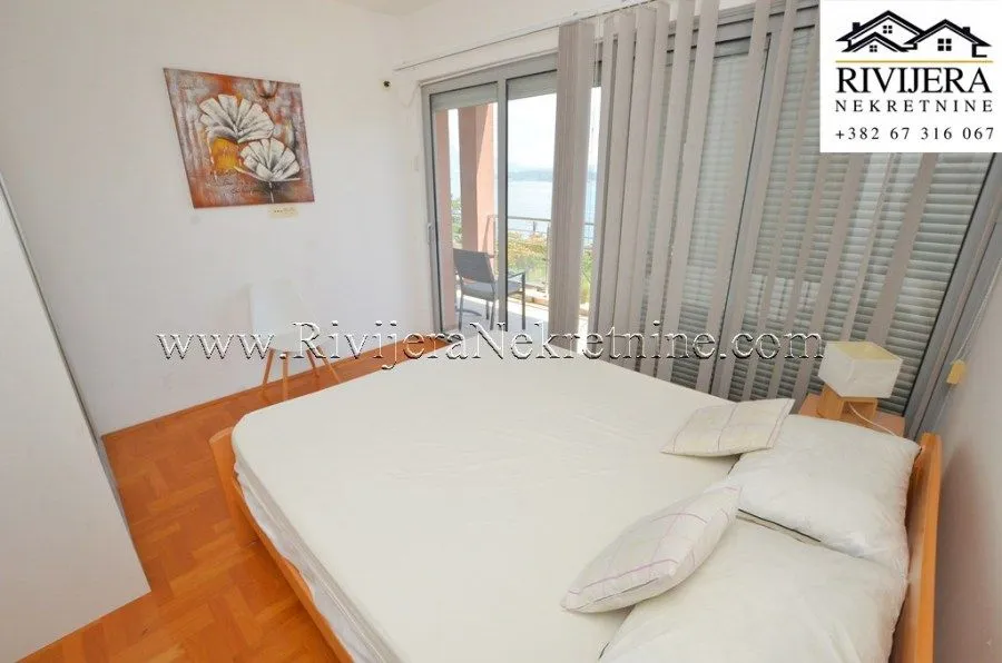 Prodaja, dvosoban stan, 85m², Đenovići, Herceg Novi