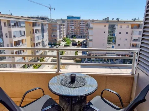 Izdavanje, dvosoban stan, 54m², City Kvart, Podgorica - image 10