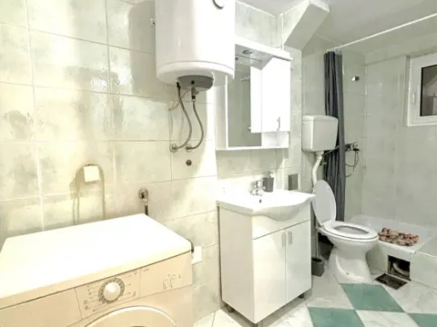 Izdavanje, poslovni prostor, 40m², Preko Morače, Podgorica - image 6