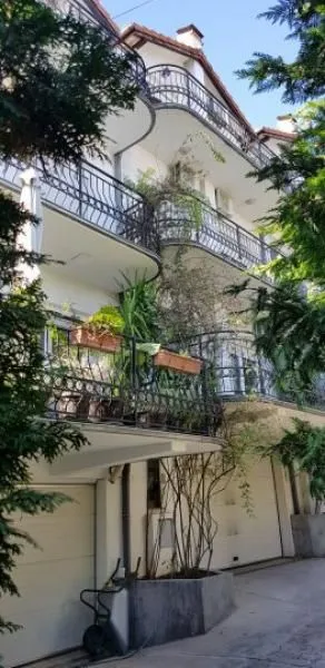 Izdavanje, kuća, 310m², Savski Venac, Beograd