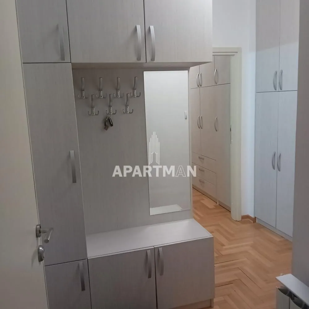 Rent, three bedroom apartment, 83m², Voždovac Sve Podlokacije, Beograd