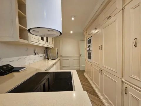 Rent, three bedroom apartment, 150m², Gorica C, Podgorica - image 22