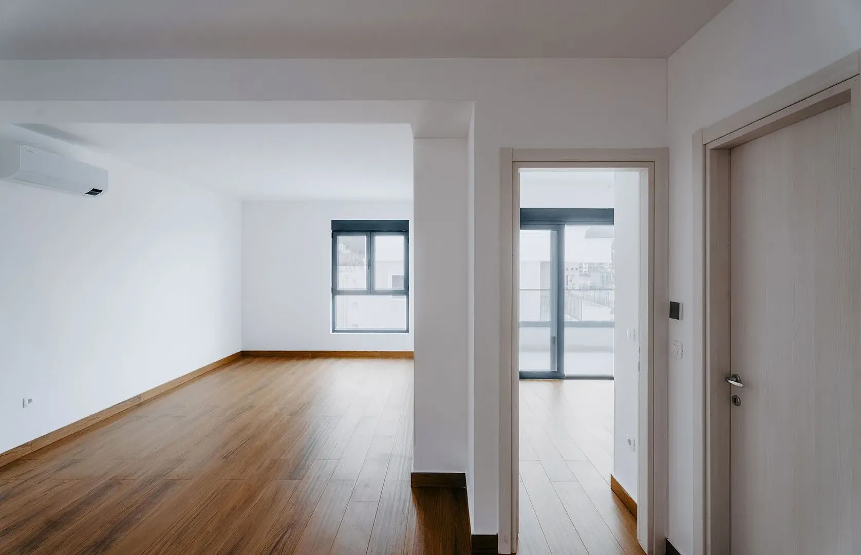 Izdavanje, ugostiteljski objekat, 1600m², Budva, Crna Gora