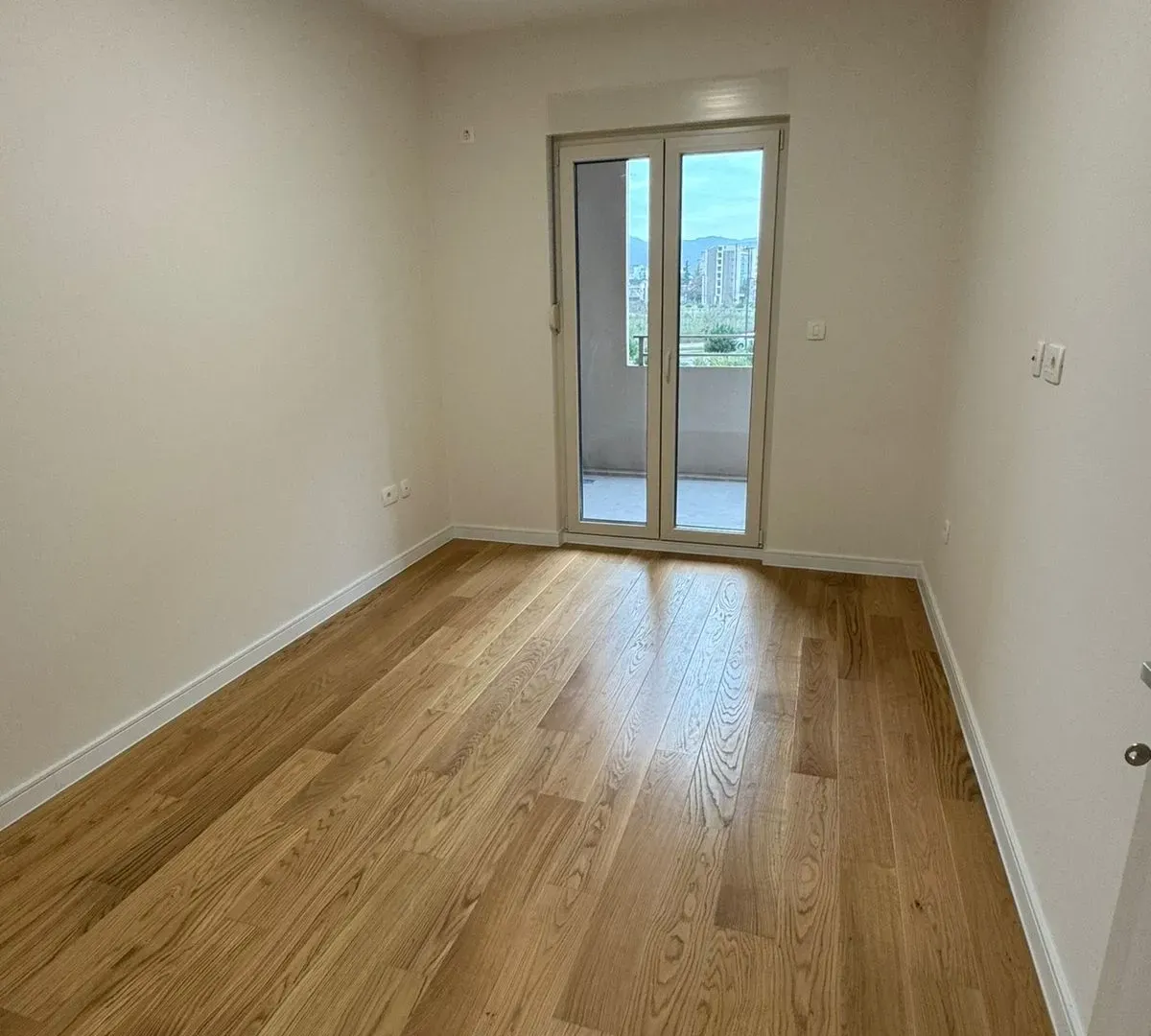 Rent, one bedroom apartment, 49m², Central Point, Podgorica