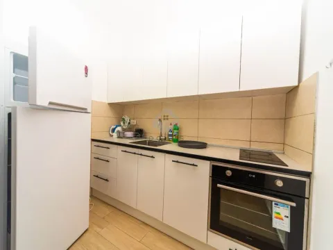 Izdavanje, jednosoban stan, 60m², Stari Aerodrom, Podgorica - image 5