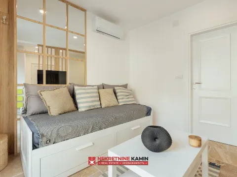 Sale, three bedroom apartment, 103m², Muo, Kotor - image 15