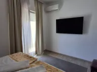 Daily-rent, one bedroom apartment, 45m², Podkošljun, Budva - image 6