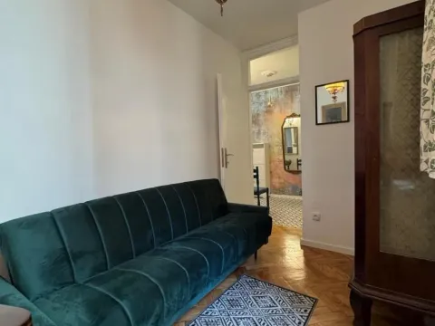 Izdavanje, trosoban stan, 80m², Kalenić Pijaca, Vračar Sve Podlokacije - image 9