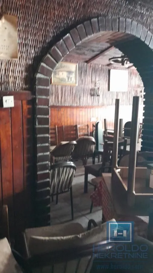 Prodaja, ugostiteljski objekat, 1500m², Donji Krčin, Varvarin