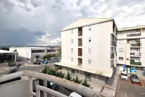Rent, one bedroom apartment, 50m², Stari Aerodrom, Podgorica - image 13