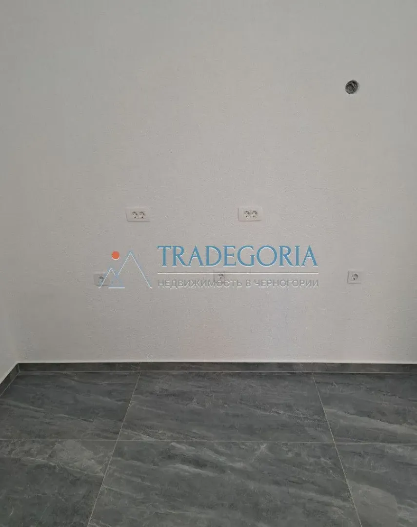 Prodaja, jednosoban stan, 56m², Dobra Voda, Bar