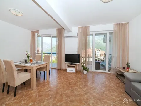 Sale, one bedroom apartment, 62m², Kamenari, Herceg Novi - image 5