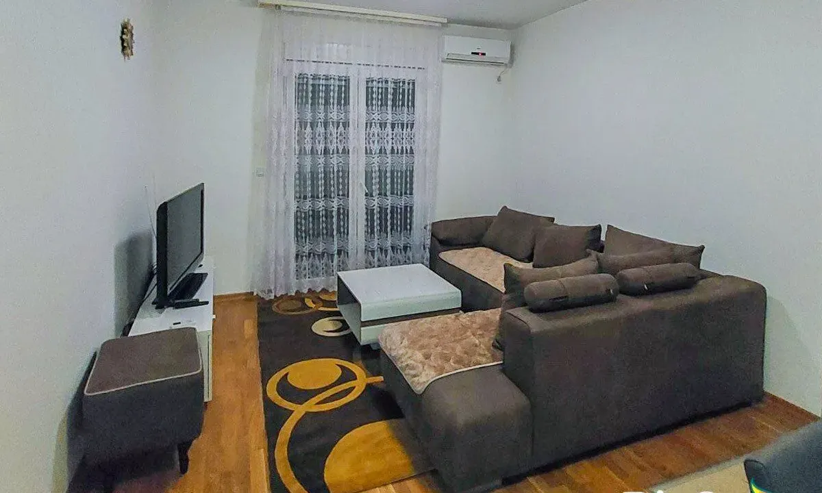 Rent, one bedroom apartment, 57m², Stari Aerodrom, Podgorica