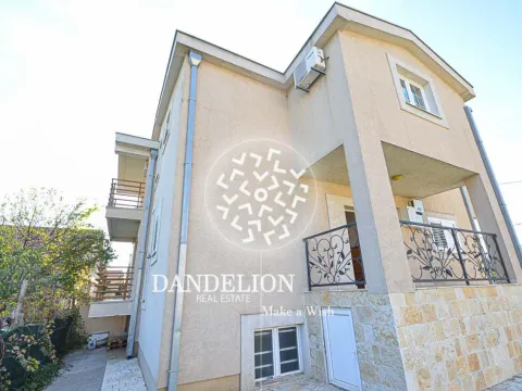 Izdavanje, kuća, 250m², Gornja Gorica, Podgorica - image 8