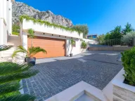 Sale, house, 400m², Blizikuće, Budva - image 29