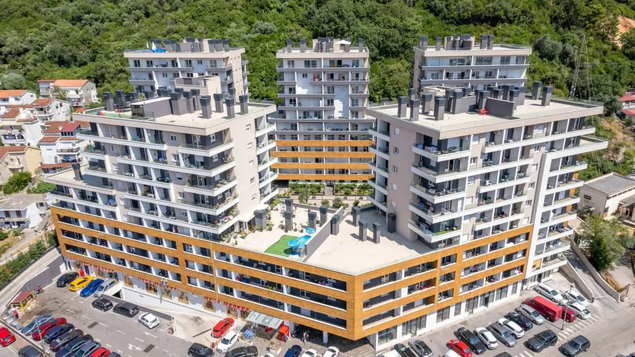 Prodaja, trosoban stan, 104m², Budva, Crna Gora