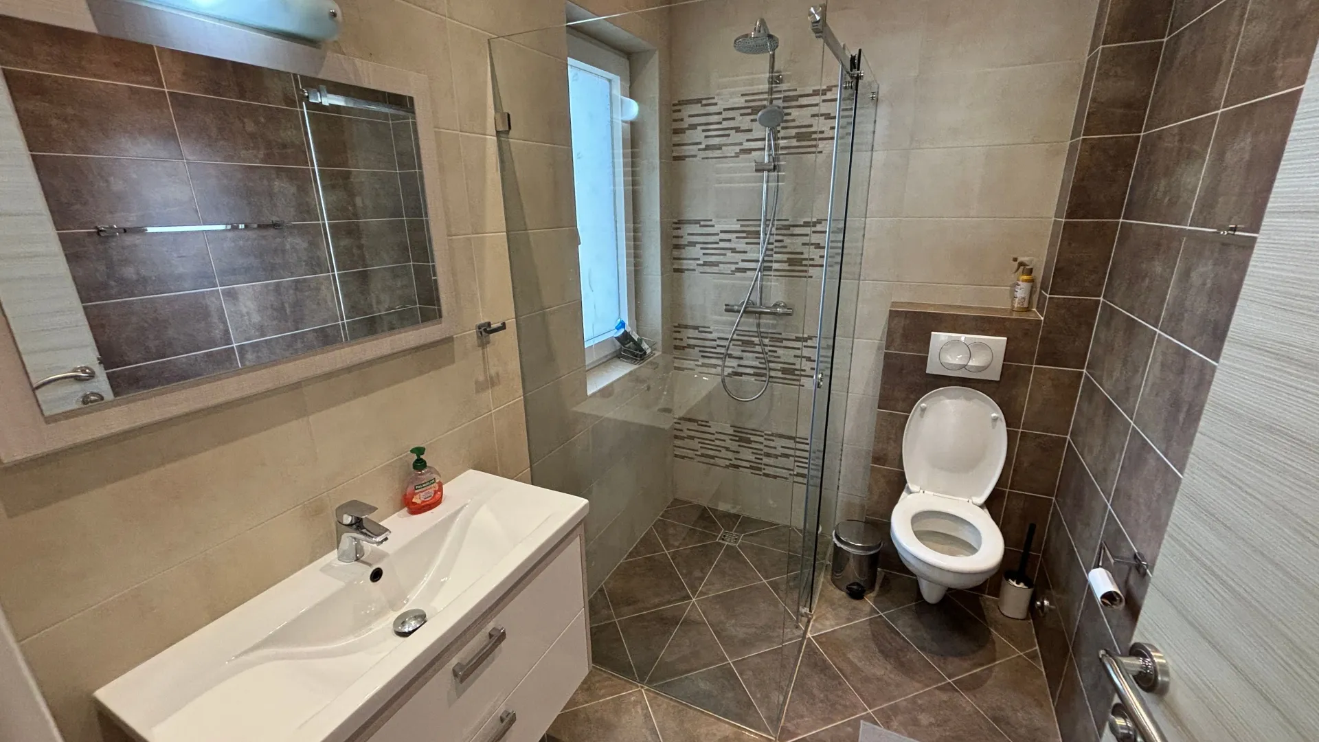 Rent, two bedroom apartment, 75m², Ivanovići, Budva
