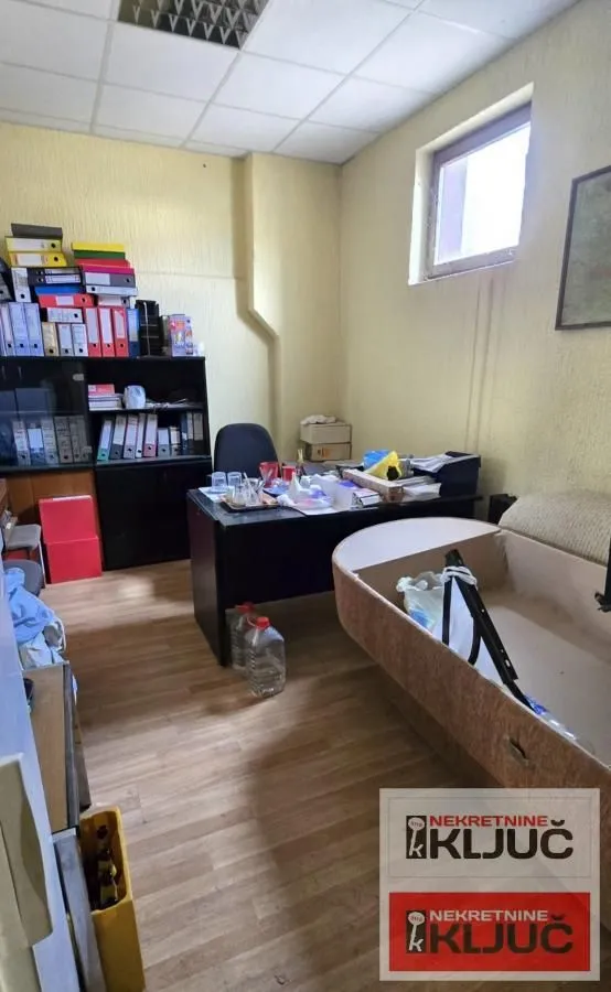 Rent, office space, 532m², Srbobran, Novi Sad