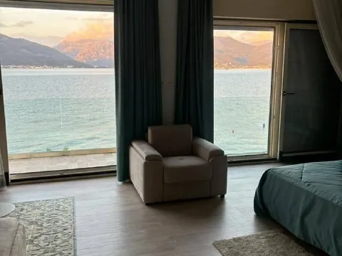 Prodaja, kuća, 209m², Krašići, Tivat - image 4