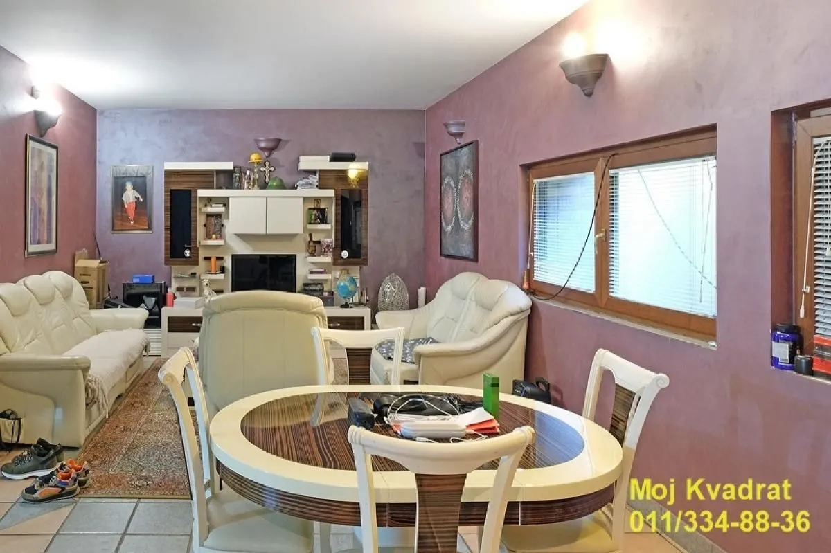 Sale, house, 765m², Zemun Sve Podlokacije, Beograd