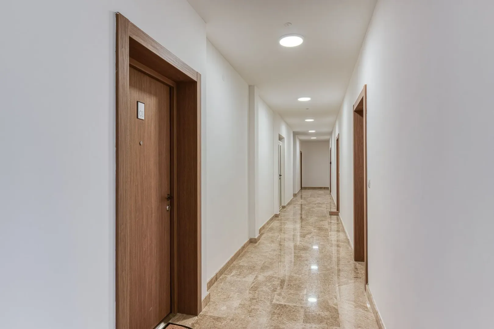 Prodaja, dvosoban stan, 85m², Bečići, Budva