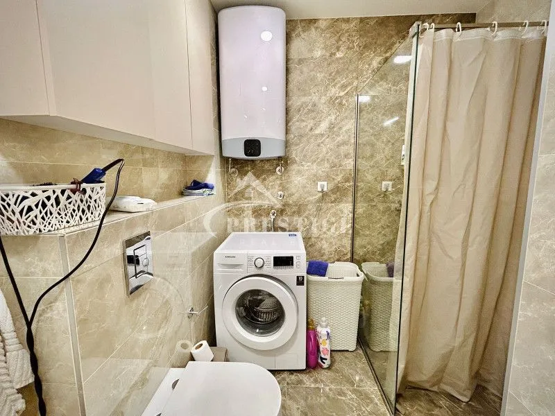 Prodaja, dvosoban stan, 70m², Tološi, Podgorica
