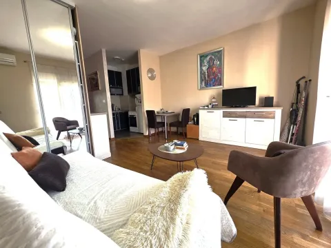 Rent, apartment, 33m², City Kvart, Podgorica - image 3