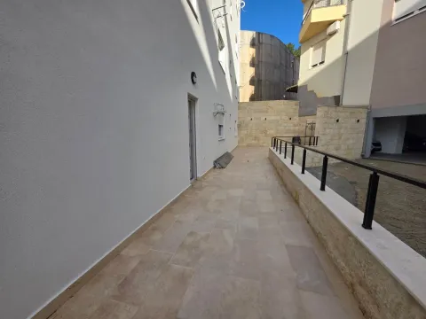 Prodaja, dvosoban stan, 64m², Budva, Crna Gora - image 23
