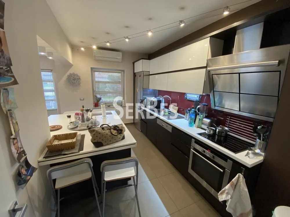 Prodaja, kuća, 290m², Telep, Novi Sad Sve Podlokacije