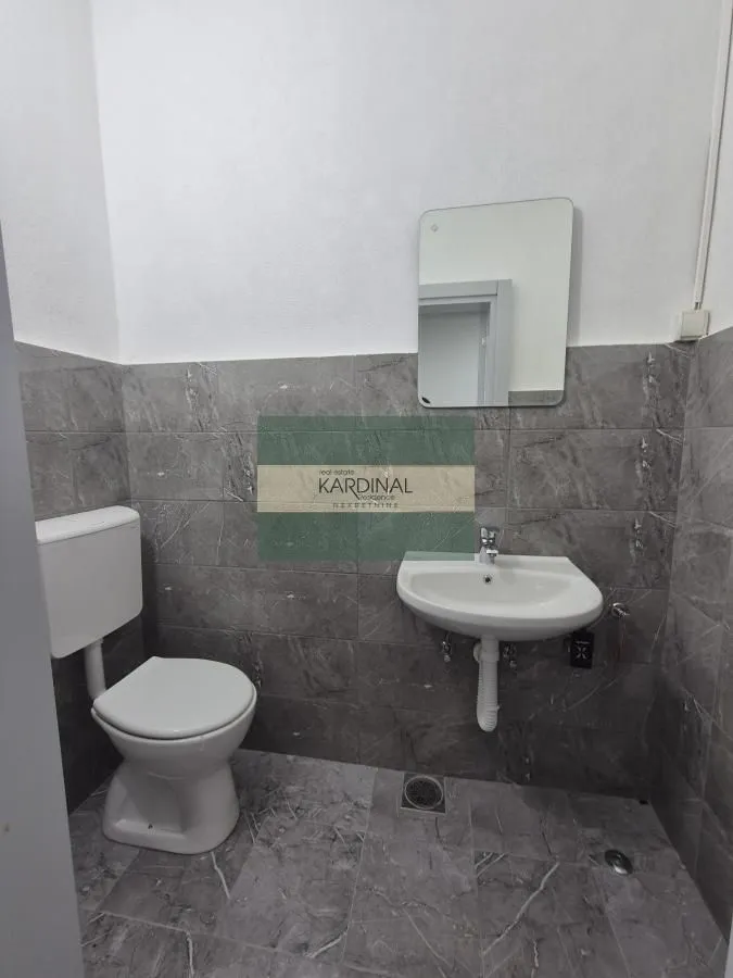 Sale, office space, 75m², Centar, Jagodina