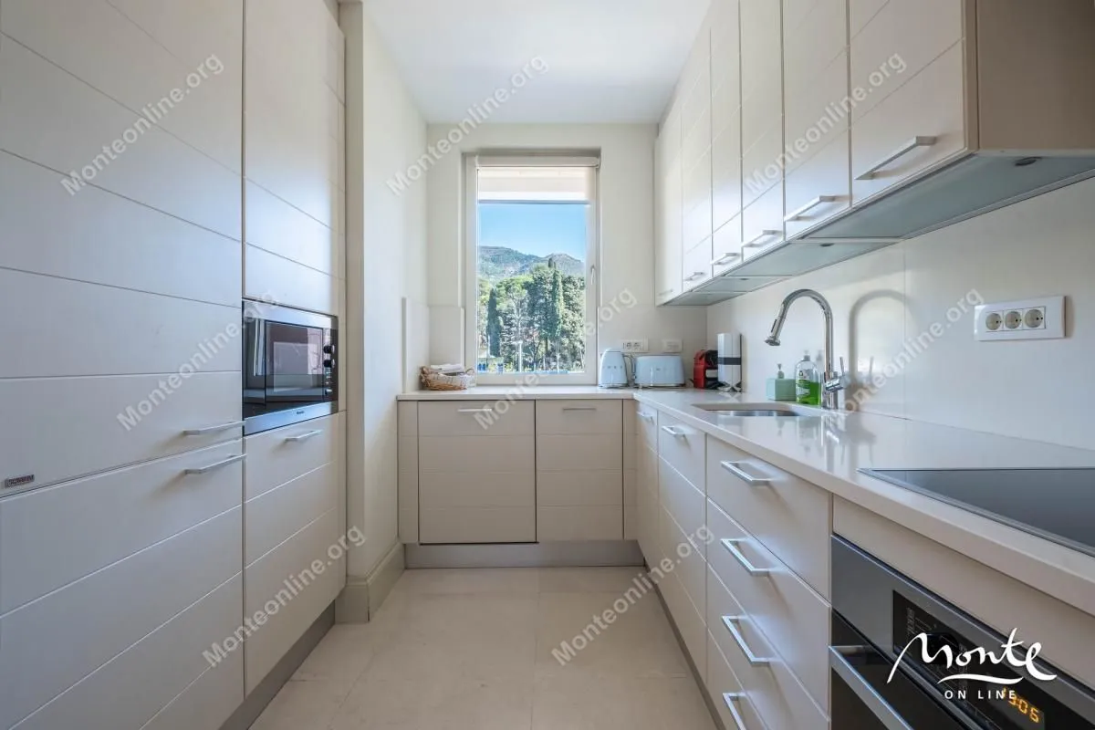 Prodaja, dvosoban stan, 115m², Porto Montenegro, Tivat