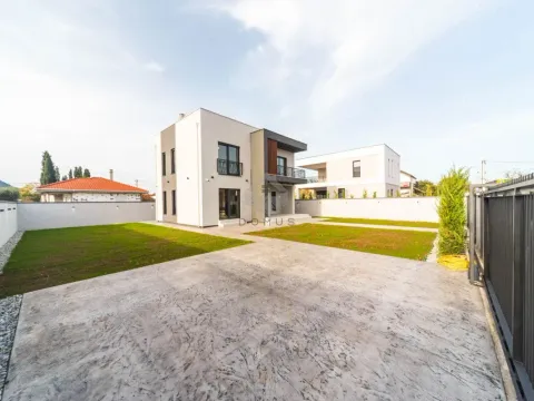 Prodaja, kuća, 150m², Gornja Gorica, Podgorica - image 4