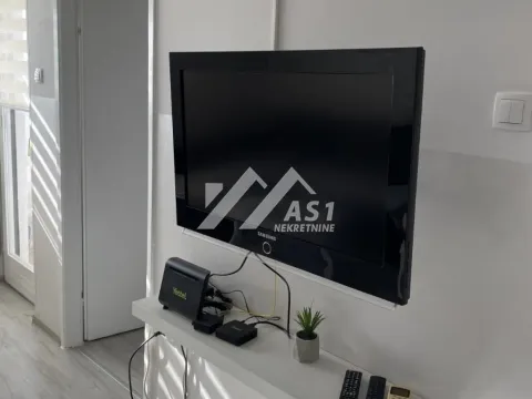 Izdavanje, jednosoban stan, 37m², Liman 1, Novi Sad Sve Podlokacije - image 4