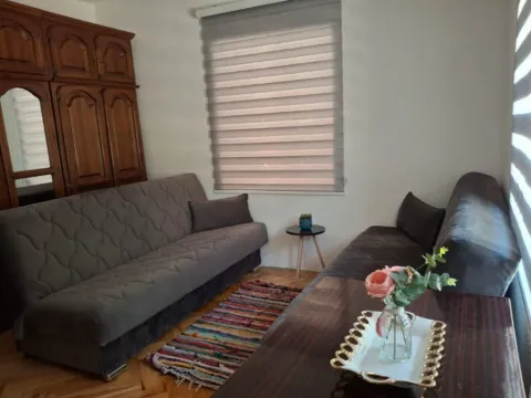 Izdavanje, garsonjera, 25m², Drac, Podgorica