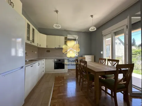 Izdavanje, kuća, 120m², Tološi, Podgorica - image 4