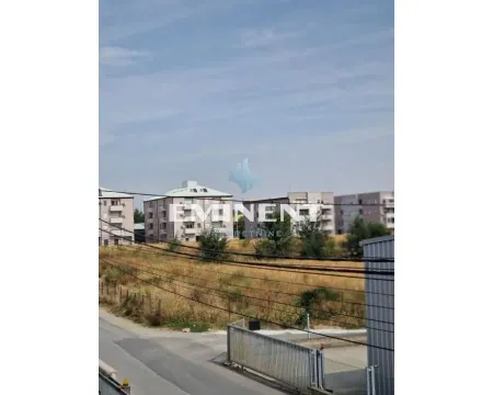 Pogled sa nekretnine na okolne zgrade i ulicu. - image 14