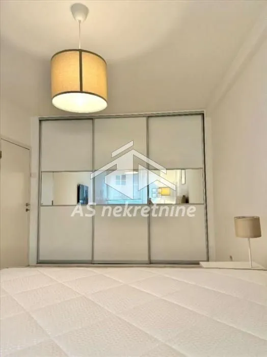 Izdavanje, dvosoban stan, 63m², Sarajevska, Beograd