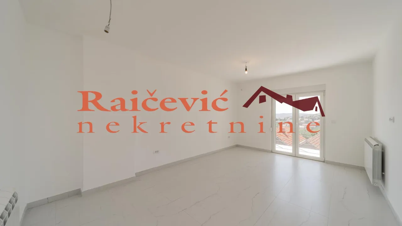 Prodaja, trosoban stan, 81m², Grocka, Beograd