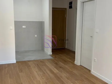 Rent, one bedroom apartment, 40m², Central Point, Podgorica - image 4