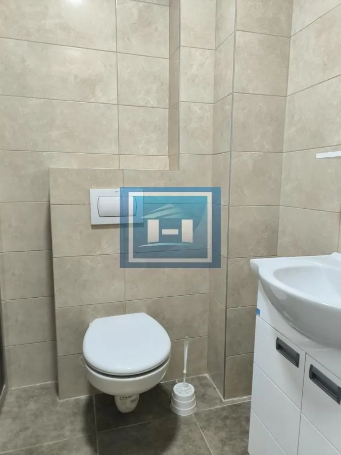 Izdavanje, jednosoban stan, 48m², Centar, Ćuprija