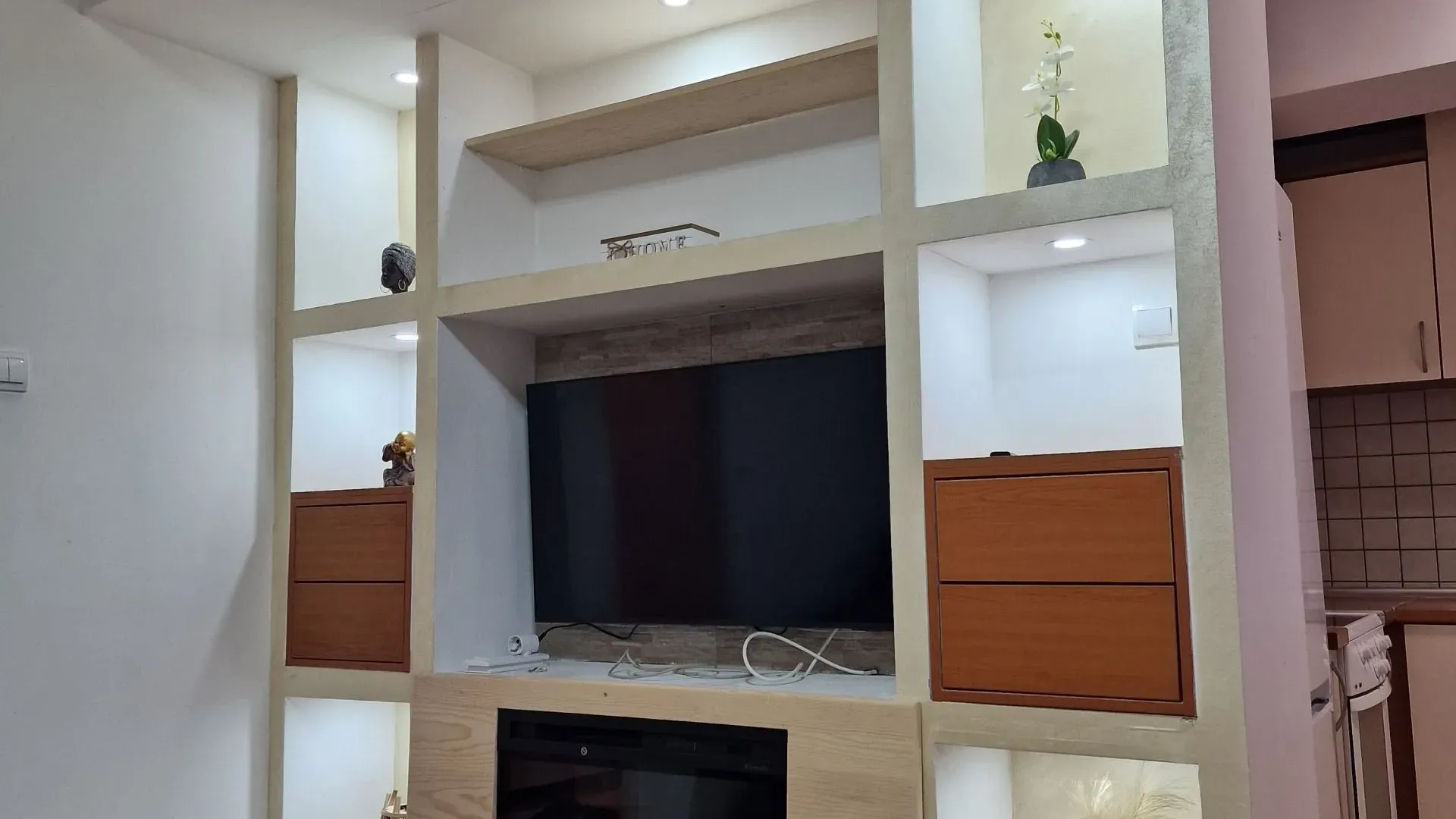 Izdavanje, dvosoban stan, 60m², Zabjelo, Podgorica
