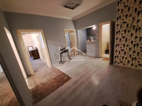 Prodaja, trosoban stan, 79m², Stari Grad, Beograd - image 3