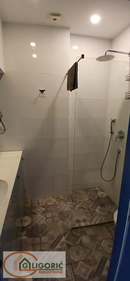 Sale, three bedroom apartment, 73m², Stari Grad, Beograd